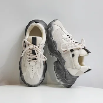 

2019 autumn Korean version of the wild breathable white shoes thick-soled casual shoes women