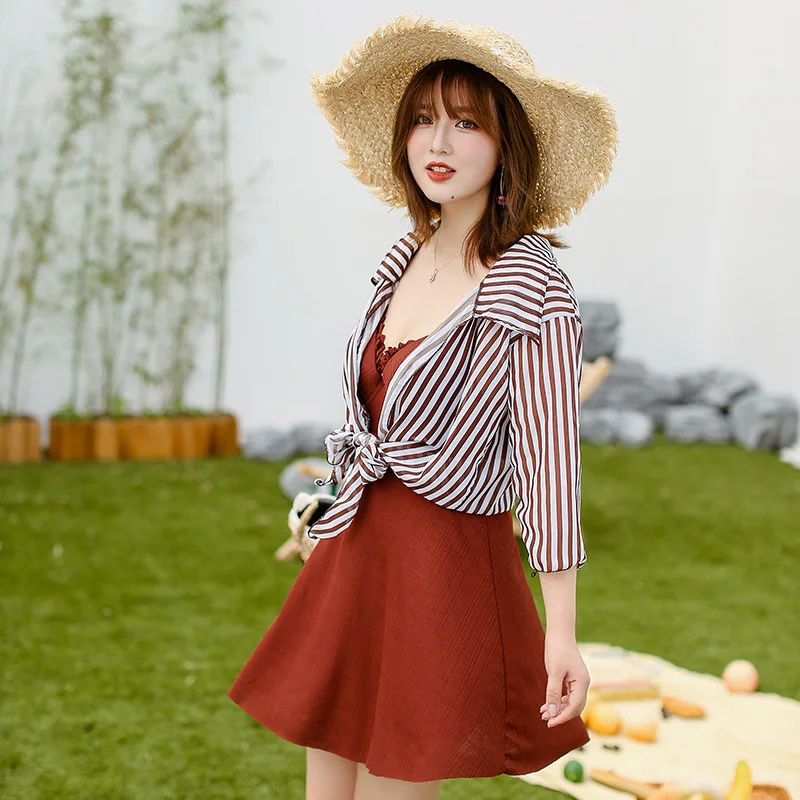 

Graceful Two-Piece Set Large Size Bathing Suit Waist Hugging Slimming Dress-Conservative Swimwear Stripes Long Sleeve Blouse