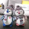 Mignon moelleux cheveux pingouin en peluche peluche dessin animé animaux peluches écharpe chapeau Dressing pingouin poupée jouets pour enfants cadeau de noël ► Photo 2/6