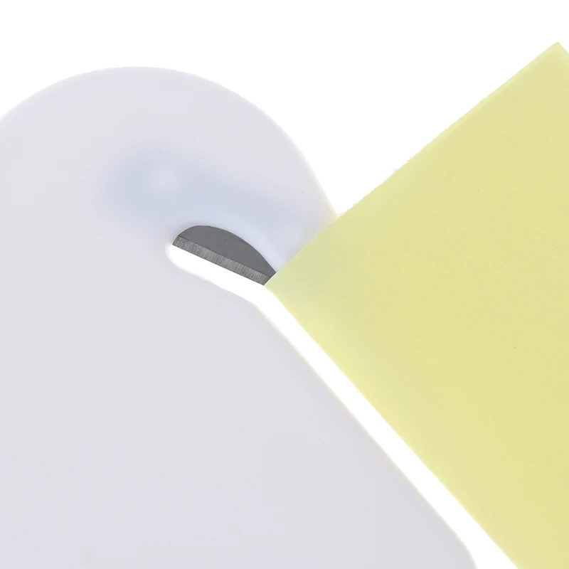 Plastic Mini Brief Mes Mail Envelop Opener 1Pc