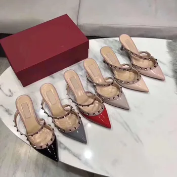 

2020 New Classic Pointed Toe Women Sandals V Rivets High Heels Women High Heels Rivets Shoes With Box Big Size 34-43