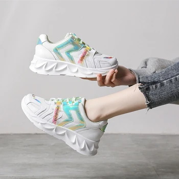 

2020 New Women Chunky Sneakers Fashion Designers Mesh Breathable Woman Casual Shoes Tenis Female Platform Vulcanized Shoes