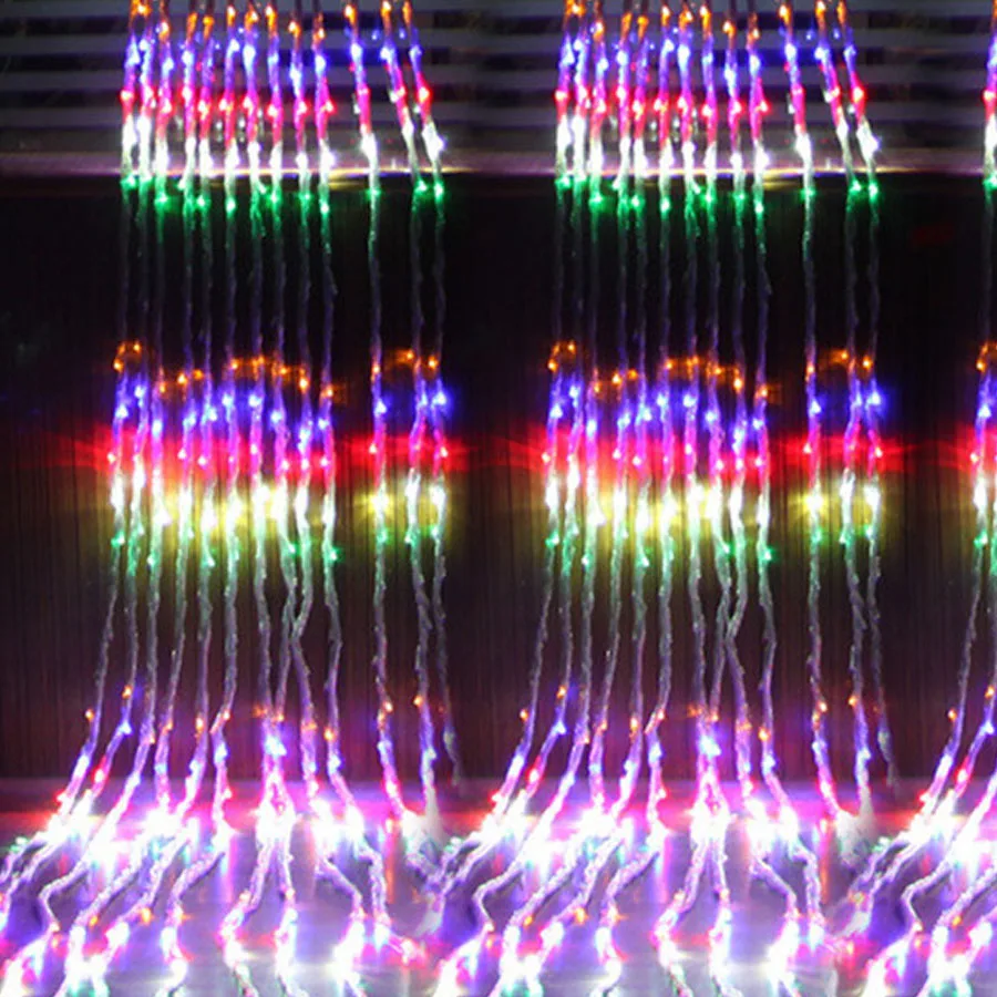 thumbnail image 4 of Guirnalda de luces LED para exteriores, 6 x 3 m, 3 x 6 m, con forma de cascada, con forma de carámbano, lluvia de meteoritos, para Navidad y bodas, 4 of 5
