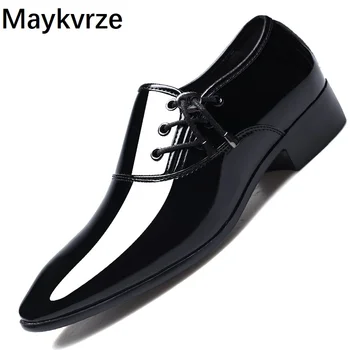 

Fashion 2020 New men's shoes bright leather wild pointed Toe business Tide flats men casual shoes large size 38-48 wedding shoes