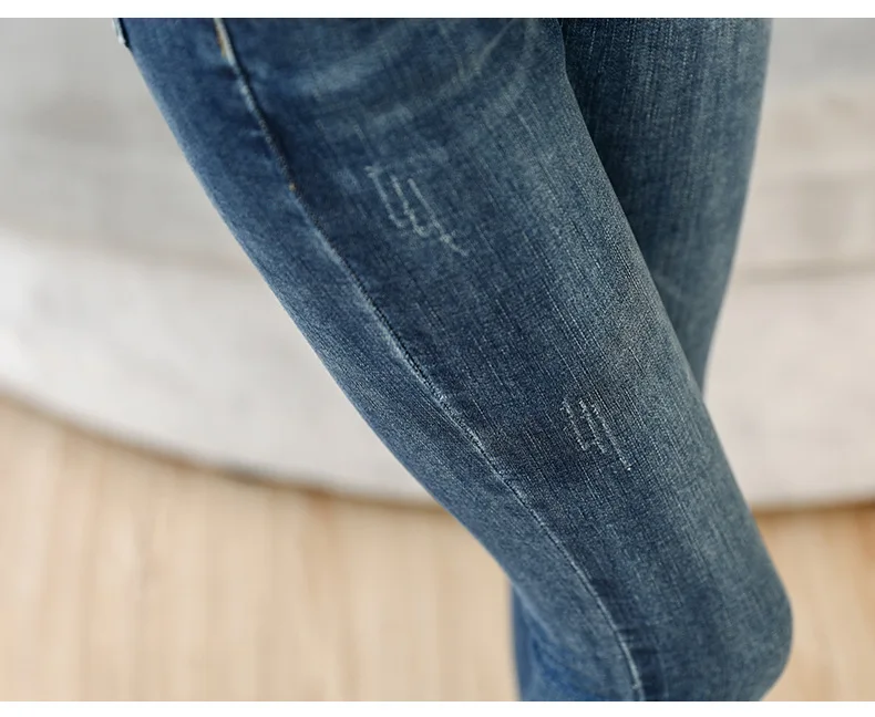 11671237356_1933828105