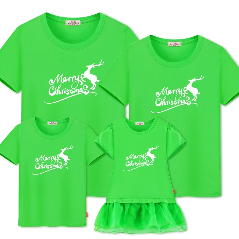 Семейная Рождественская одежда; Одинаковая одежда для мамы и ребенка; красная хлопковая Футболка с принтом для мамы, папы и ребенка; Рождественская одежда с рисунком лося - Цвет: green