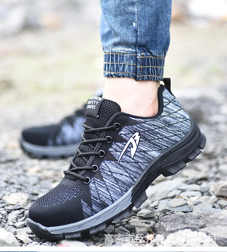 9035588603_1893691750