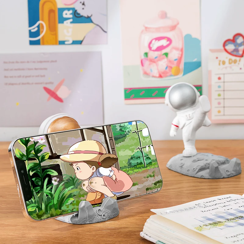 Astronaut Phone Holder Resin Universal Cell Stand Bracket Desk Ornaments Kids Gift Toy Office Table Decoration Stationery A6615