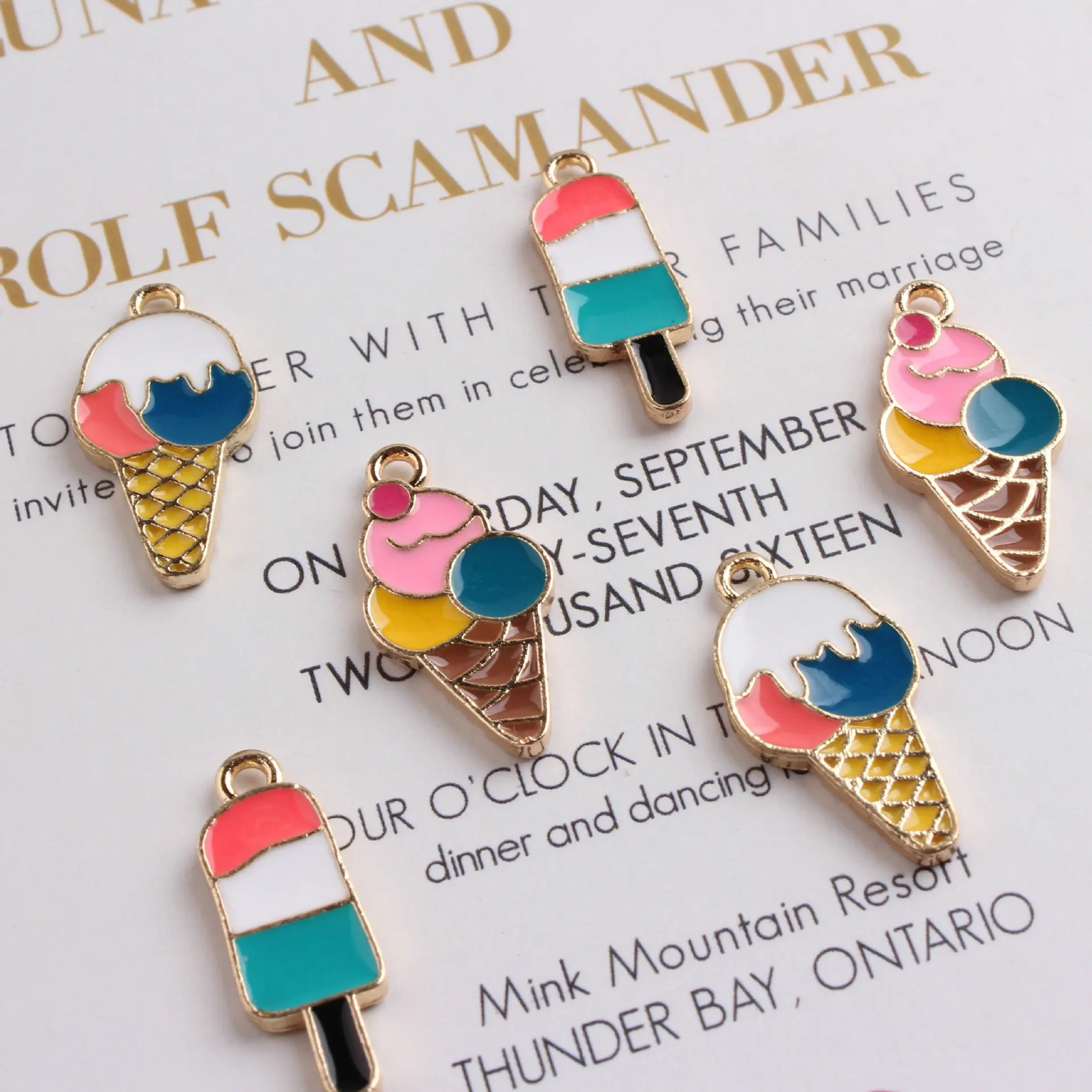 

10pcs Dripping Alloy Simulation Food Ice Cream Ice Cream Personalized Earring Pendant DIY Making Headwear Pendant Material