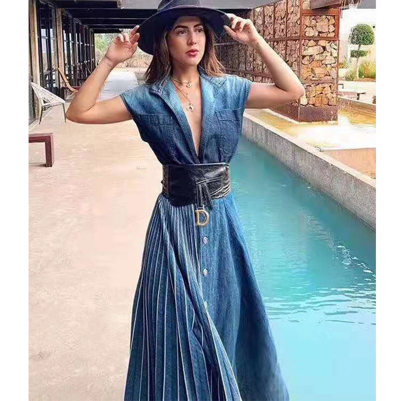 

Cosmicchic 2019 Autumn Winter Denim Pleated Maxi Skirt Runway Designer High Waist Single Button Jeans Long Skirt High Quality