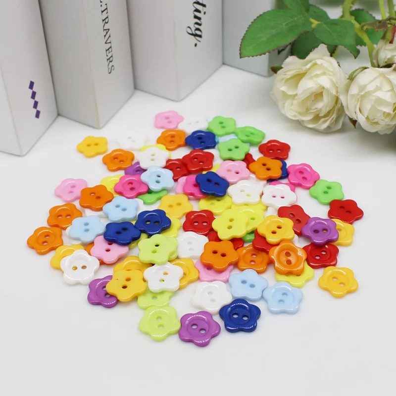 

50/100pcs 15mm Shirt Buttons Pearl White Flower Shape Button 2 Holes Decorative buttons Sewing Accessories