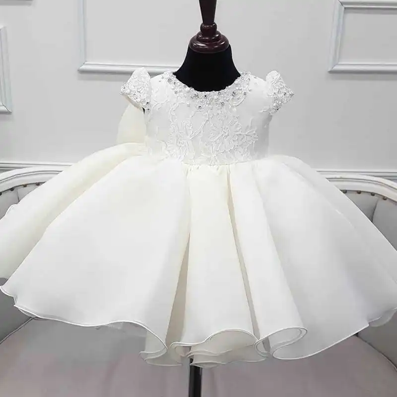 vestido branco meninas