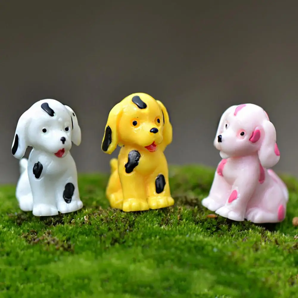 

Resin Mini Dog Miniature Model Doll Figurine Statue Garden Moss Landscape Decor