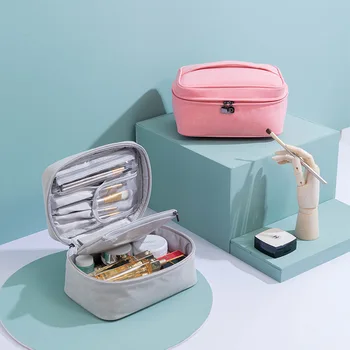 

Fan Du 2020 Douyin Hot Makeup Bag European Style Simple Large-Capacity Waterproof Travel Bag Can Be Set Logo Manufacturers