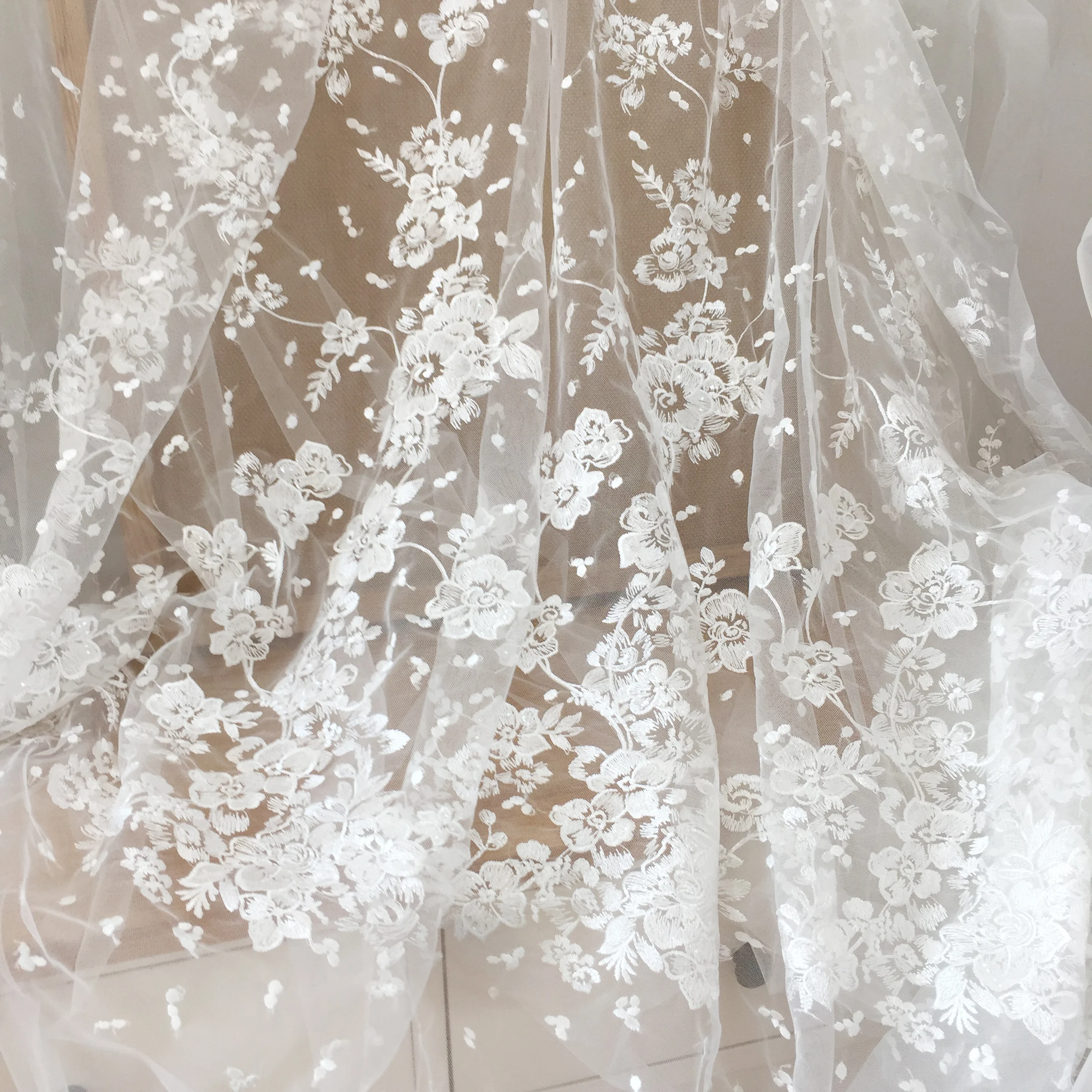 1 ярд в горошек с белыми прозрачными блестками Цветочная тюль вышивка кружевная ткань по двору, свадебное платье Кутюр кружева