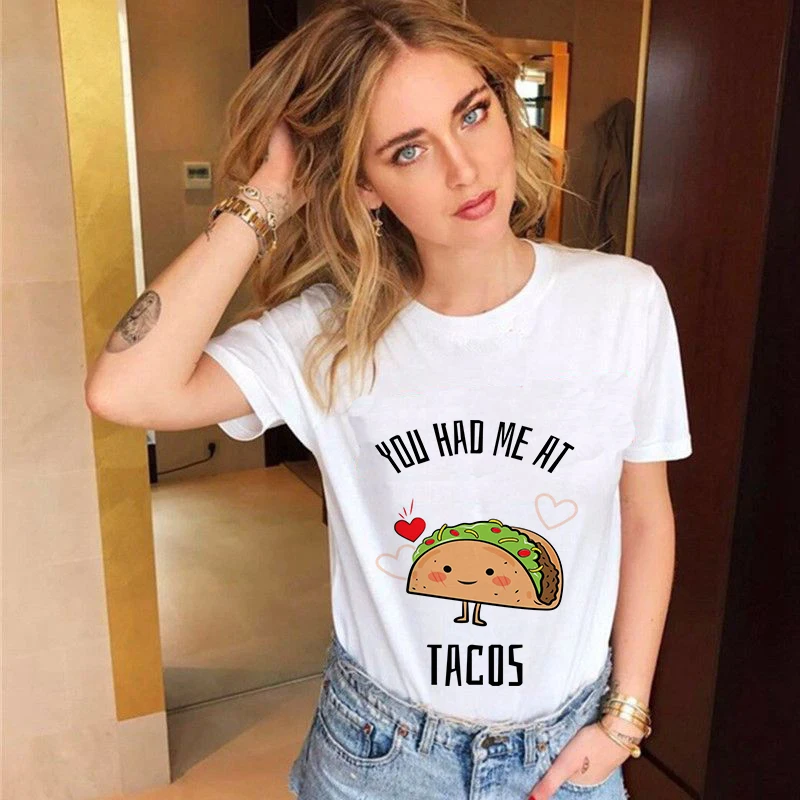 Женская футболка с принтом you have me at tacos коротким рукавом и круглым вырезом