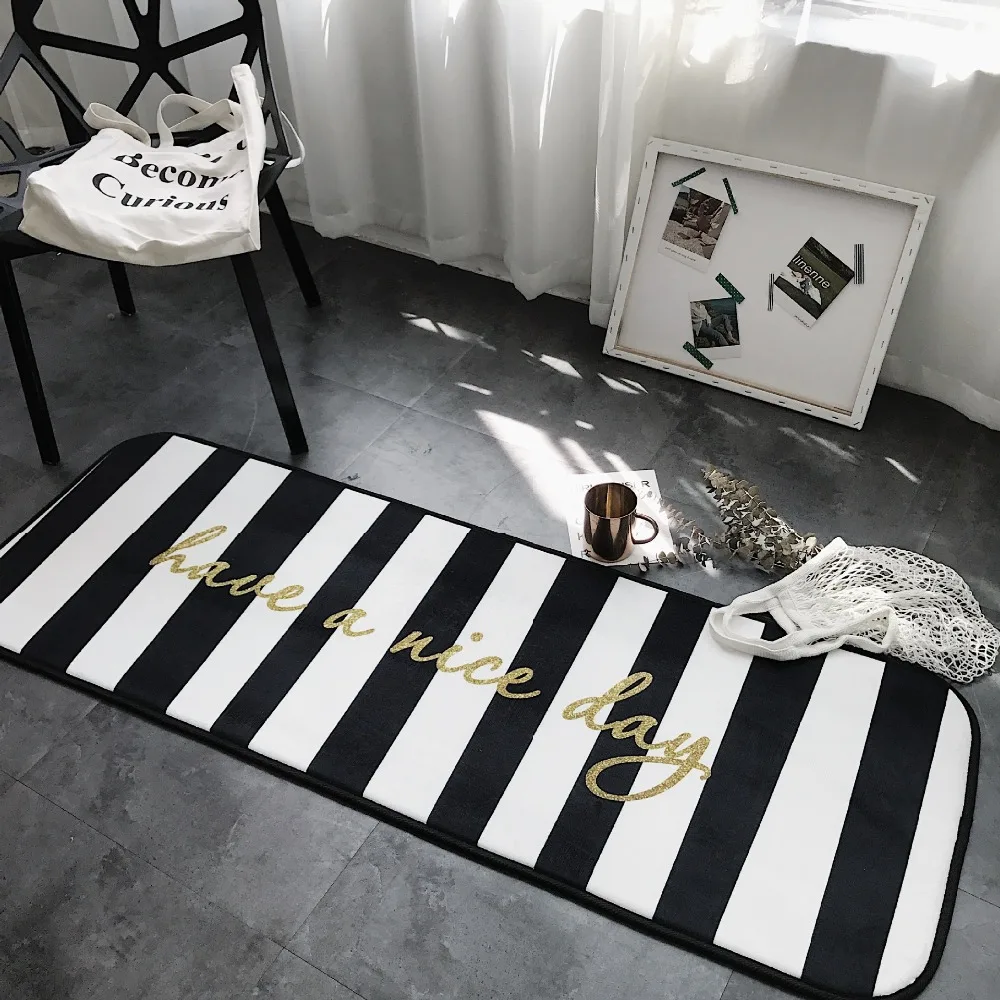 4627893106_1635419557