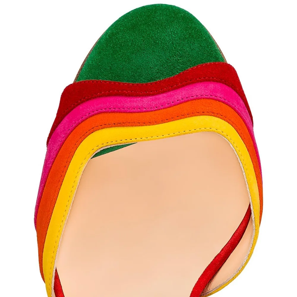 christianlouboutin-degratissimo-3190080_CMA3_4_1200x1200_1554202357