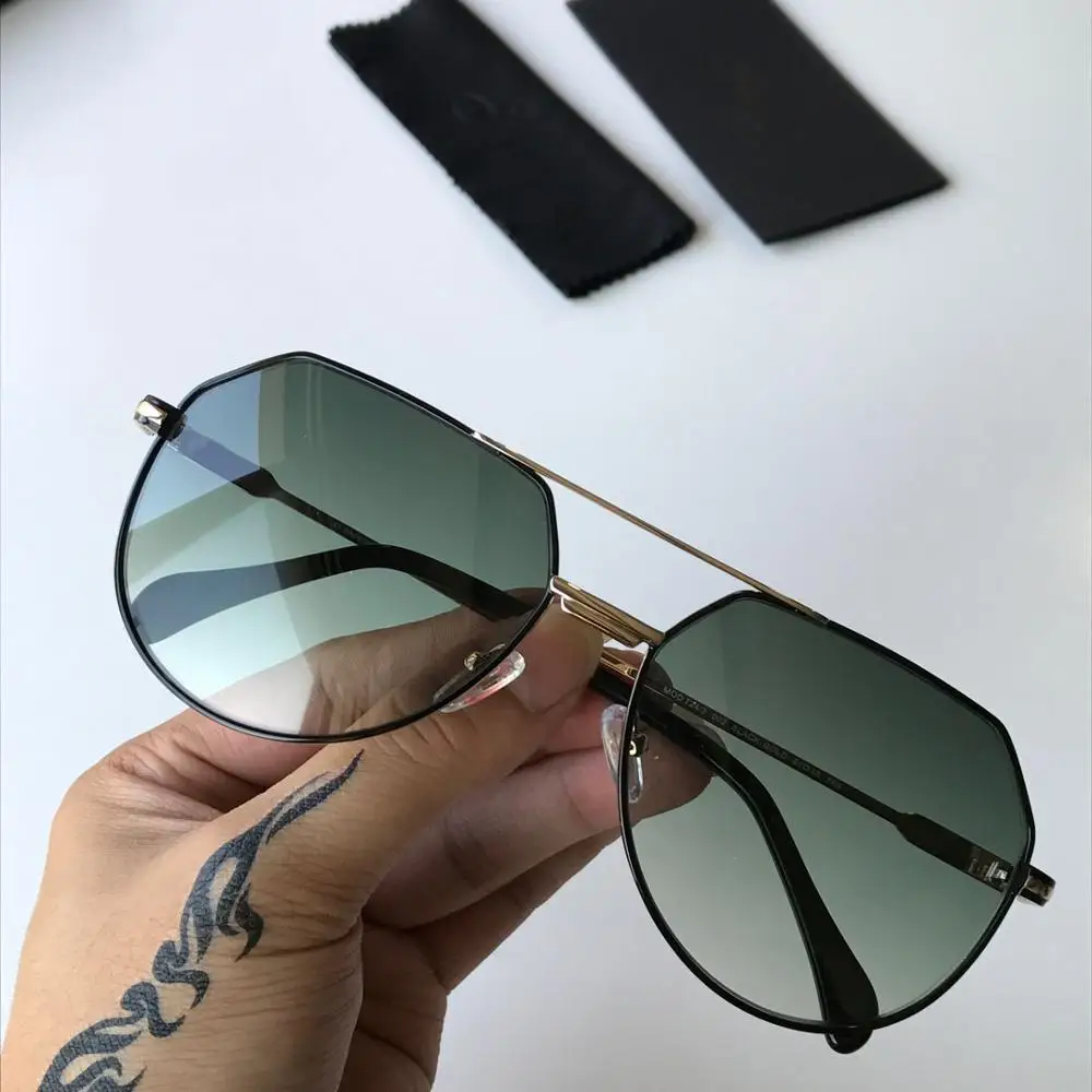 

NEW hot top High quality men/women sunglasses females Driving Fashion Accessories UV400 sun glasses Original cases and boxes