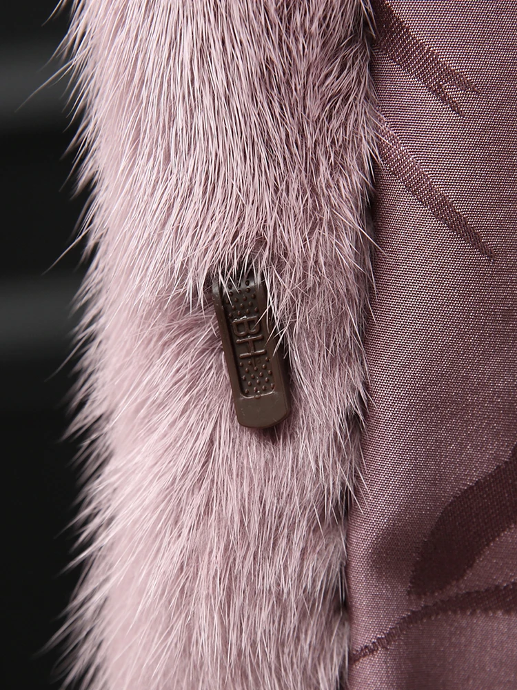 Мужские зимние парки inverno: Ново casaco de pele de vison das mulheres curto balanço onda Da Moda com capuz casaco de pele de vison