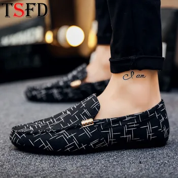 

Ultralight Men Shoe Fashion Man Sneakers Espadrilles Luxury Shoes Outdoor Moccasin Man Flats Summer New Walking Slip-on Shoe Y18