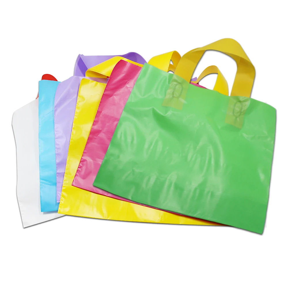 DHL 300 stks/partij Gekleurde Plastic Gift Kleding Winkelen Verpakking Zak Groothandel Kleding Kruidenier Pakket Draagbare Tas Met Handvat DHL 300 stks/partij Gekleurde Plastic Gift Kleding Winkelen Verpakking Zak Groothandel Kleding Kruidenier Pakket Draagbare Tas Met Handvat