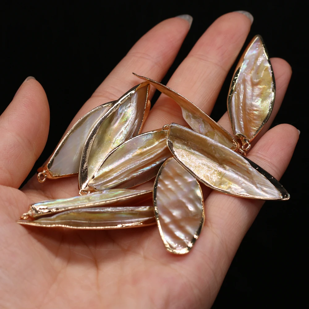 

2PCS Natural Shell Pendant Mother Of Pearl Golden Leaf-Shaped Pendant For Jewelry Making DIY Necklace Earrings Accessory