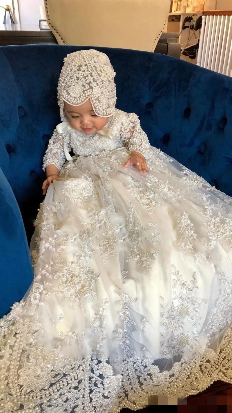 Luxury New Lace Christening Gowns For Baby Girls Crystal 3D Floral Appliqued Baptism Dresses With Bonnet First Communion Dr