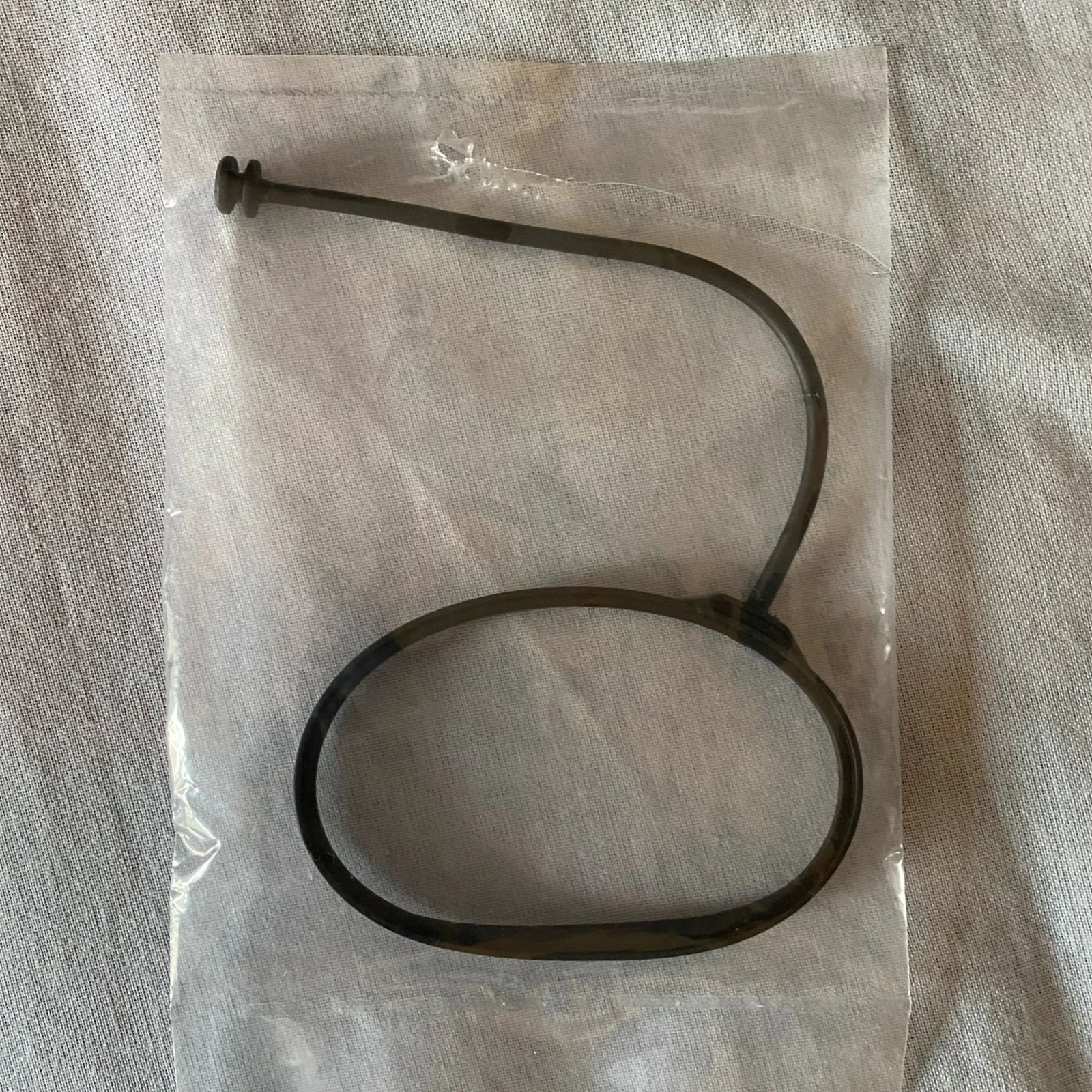 16117222391 For BMW X1 X3 X4 X5 X6 Z4 Mini E70 E46 E90 E39 E87 F10 F11 E83 E60 Fuel Oil Tank Cover Cable Sling Gas Cap Rope Line fuel tank cover fuel cap fuel tank cap