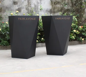 

2pcs PACK, 100cm High Stainless Steel Flower Pot Planter Stand in Black Finish / Square Base of 50x50cm