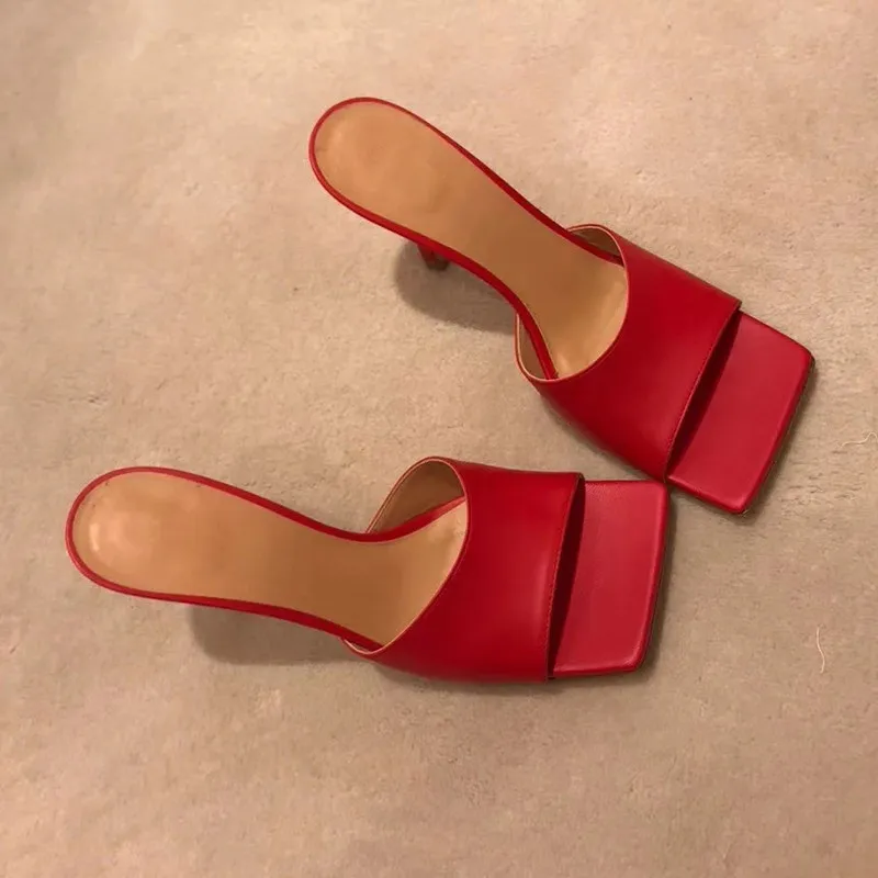 Новые модные летние женские тапочки для женщин в винтажном стиле с квадратным