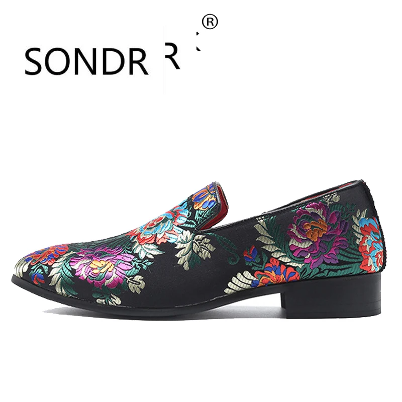 New Men Suede Loafers Classic Embroidery Pattern Men's Flats Shoes Large Size 37-48 Comfortable Casual Dress Footwear