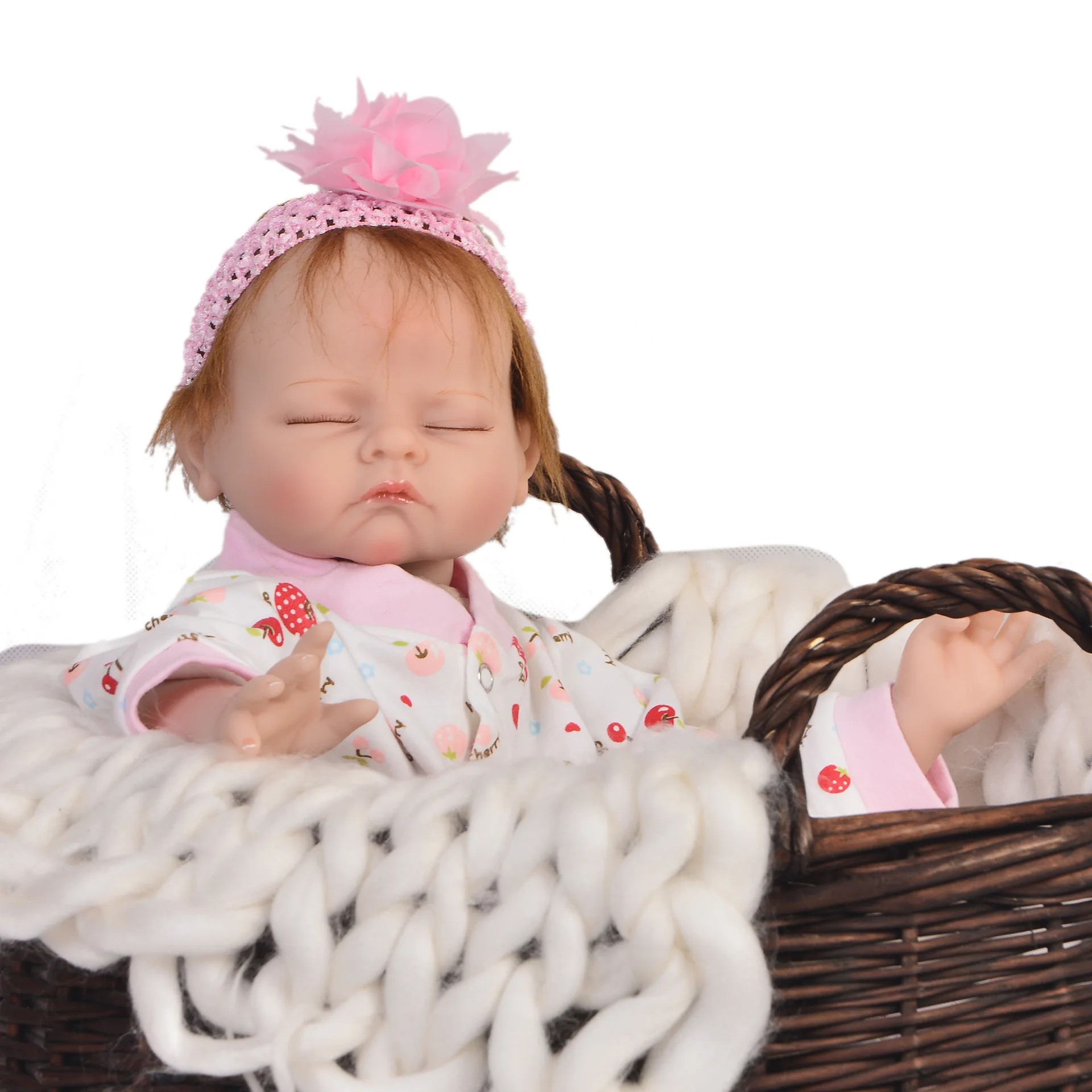  Keiumi 22-Inch Reborn Baby Doll Eye-closed Cloth Body Reborn Baby Doll Model Infant Hot Selling