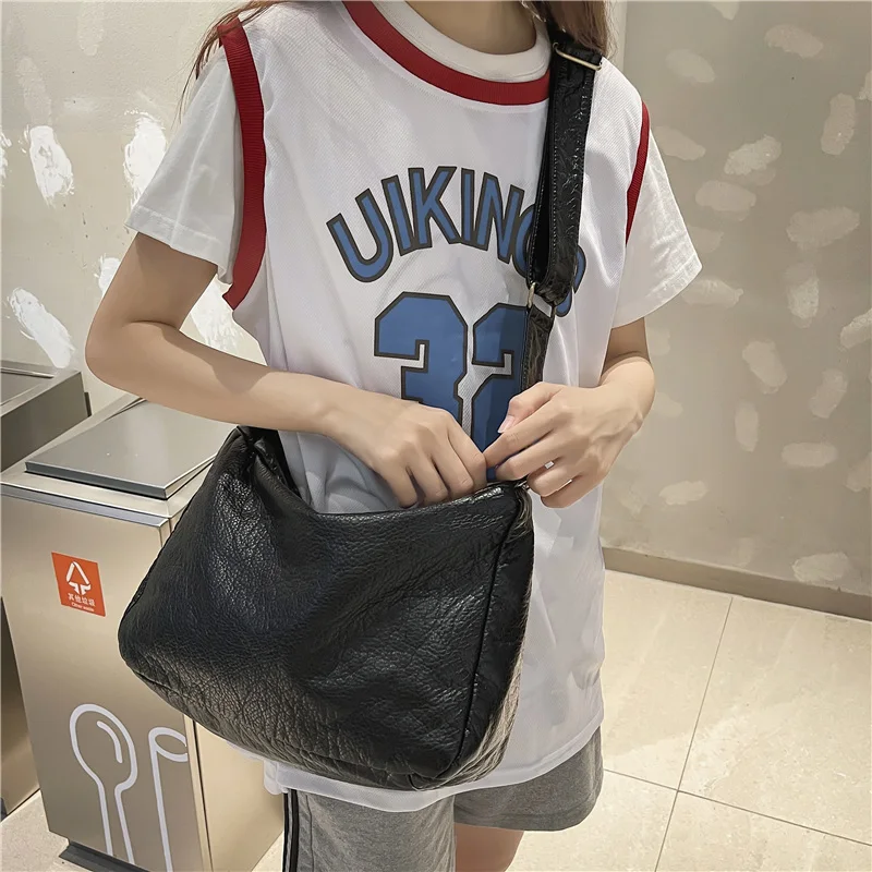 Diehe Woman Bags 2021 New Brand Womens Designer Flap Soft PU Leather Shoulder Bag Large Fashion Ladies Crossbody Bags Tote Bag