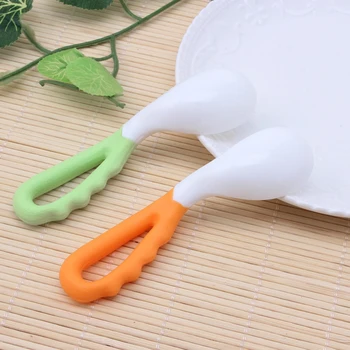 

2Pcs Baby Infant Spoon Solid Feeding Safe Pacifier Bending Spoon Curved Flatware