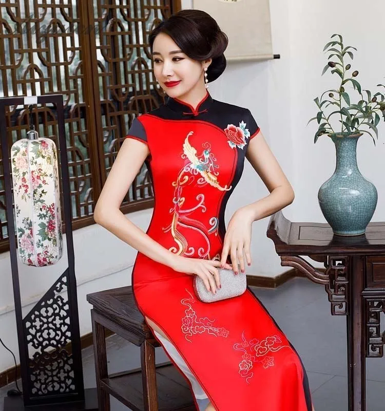 Восточный стиль печати Длинные Cheongsam Современный Тонкий сращивания Qi Pao подобные шелковые платья для женщин Китайская традиционная одежда
