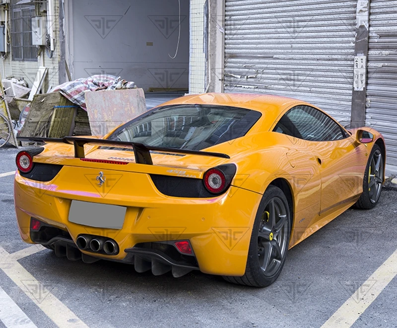 Задний спойлер для ботинка из углеродного волокна Ferrari 488 GTB 2015 - 2018 | Автомобили и