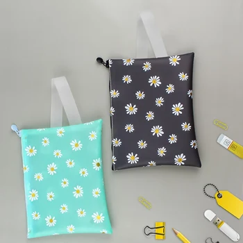

Cute Fresh Style Little Daisy Flowers Large Capacity Pencil Bag Pen Pouches Zippered Pencil Case School Supplies Kawaii Bag