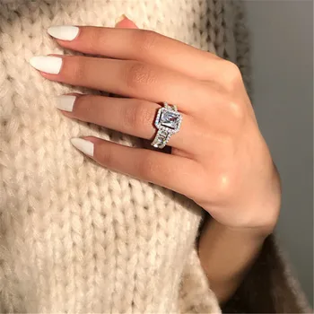 

Luxury Square Big Zircon Ring Women Silvery Jewelry Vintage Rings For Women Rhinestone Wedding Promise Rings Female Ladies Ring