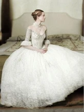 

free shipping vintage 2018 fashion lace appliques crystal elegant Style ball bridal gown with sleeve mother of the bride dresses