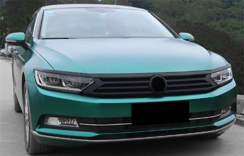 Стайлинг автомобиля Решетка переднего бампера средняя полоса для Volkswagen New Passat B8
