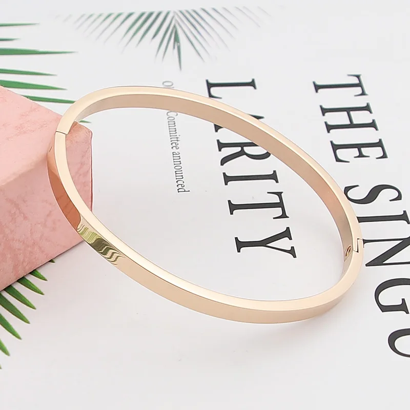 Stainless Steel Bracelet Hot Fashion Stainless Steel Jewelry Oval Bangle for Woman Child Charm Bracelet Party Love Wedding Brand Gift