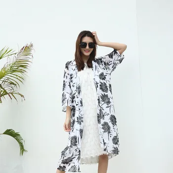 

New Sunscreen Silk Scarf Beach Scarf Sunshade Shawl Women's Dual-purpose Korean Thin Scarf Seaside Holiday Scarf