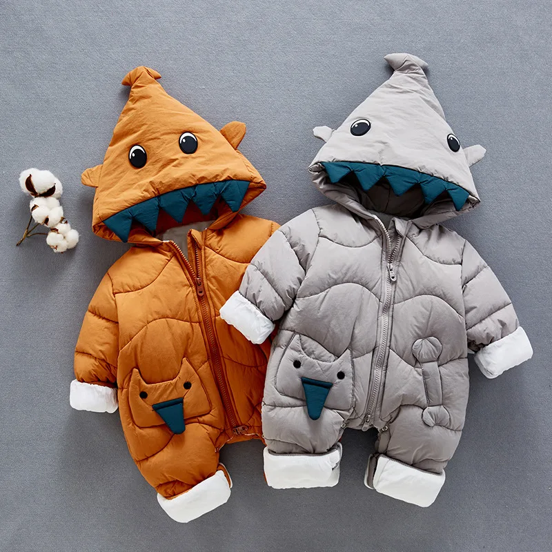 

2019 Russia Winter Baby Rompers Overalls Kids Winter Jumpsuit Newborn Baby Boy Clothes Warm Hooded Outdoor Cotton Newborn Romper