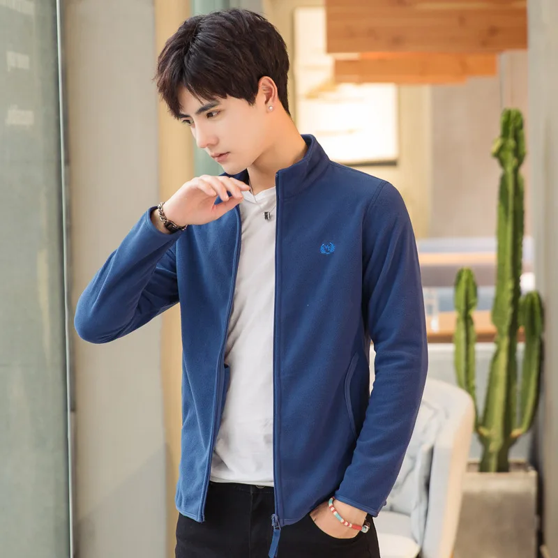 12210792628_648411495