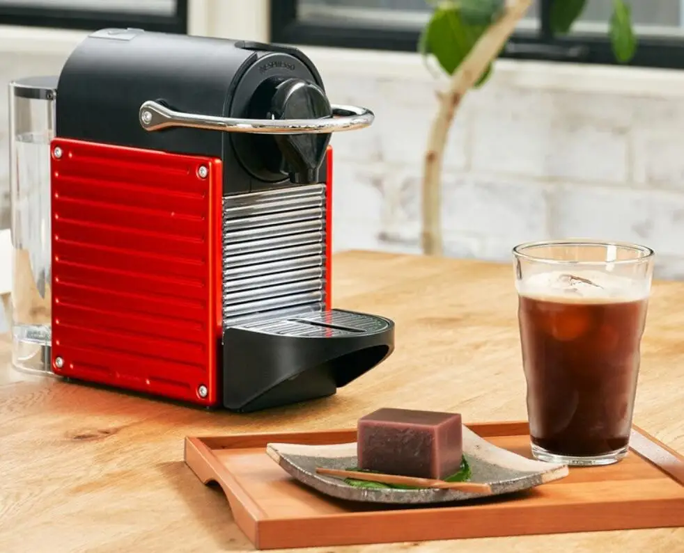 Nespresso household Capsule Coffee Machine Pixie Italian Automatic Home Office cafe maker C61 Metal Red 0.7L 19BAR 220-230-240v | Бытовая