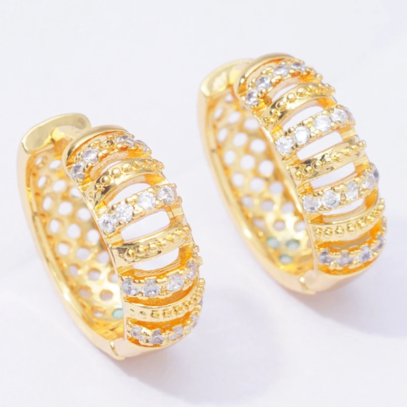 Микро паве белый циркон Кристальные серьги 30 стилей круглые кольца серьги для женщин Позолоченные Модные ювелирные изделия Прямая поставка