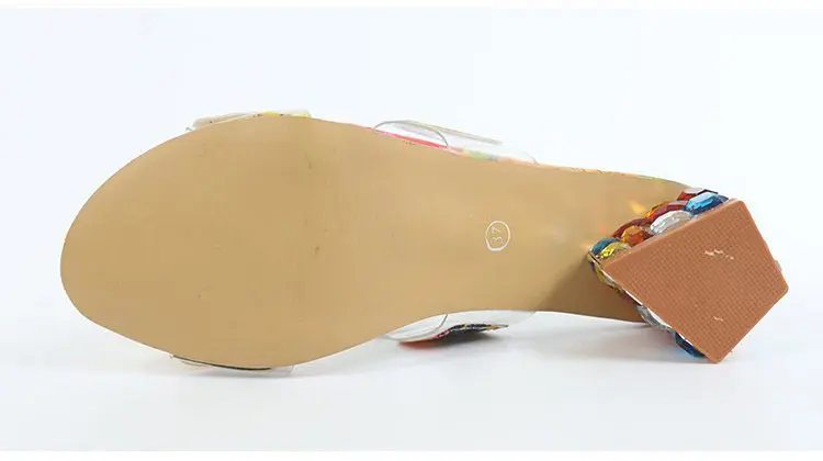 10981645456_755860926