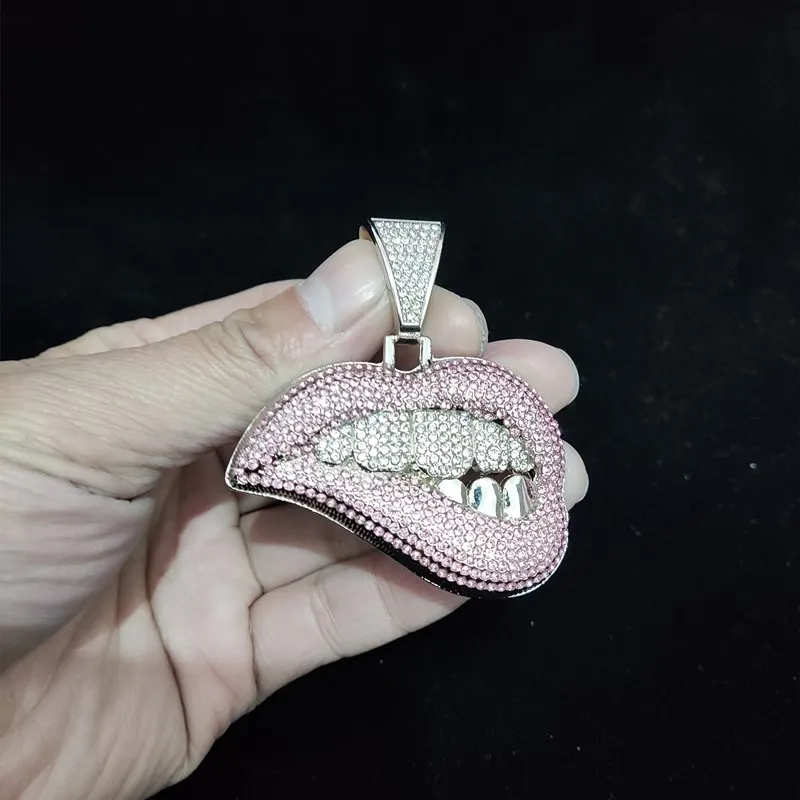 ZIDOM Bite Lip Necklace - Streetwear