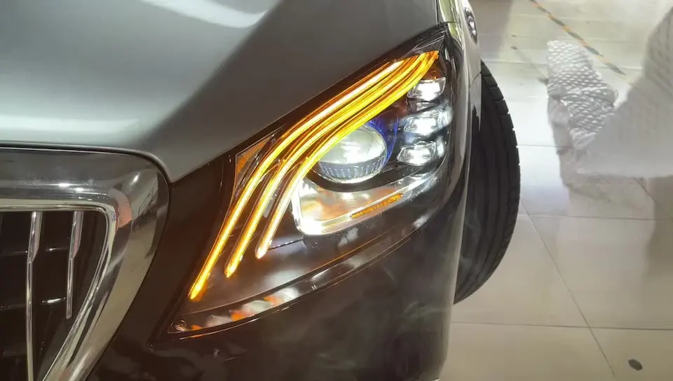 Рисунок 2 - Комплект обновленного кузова S-Class